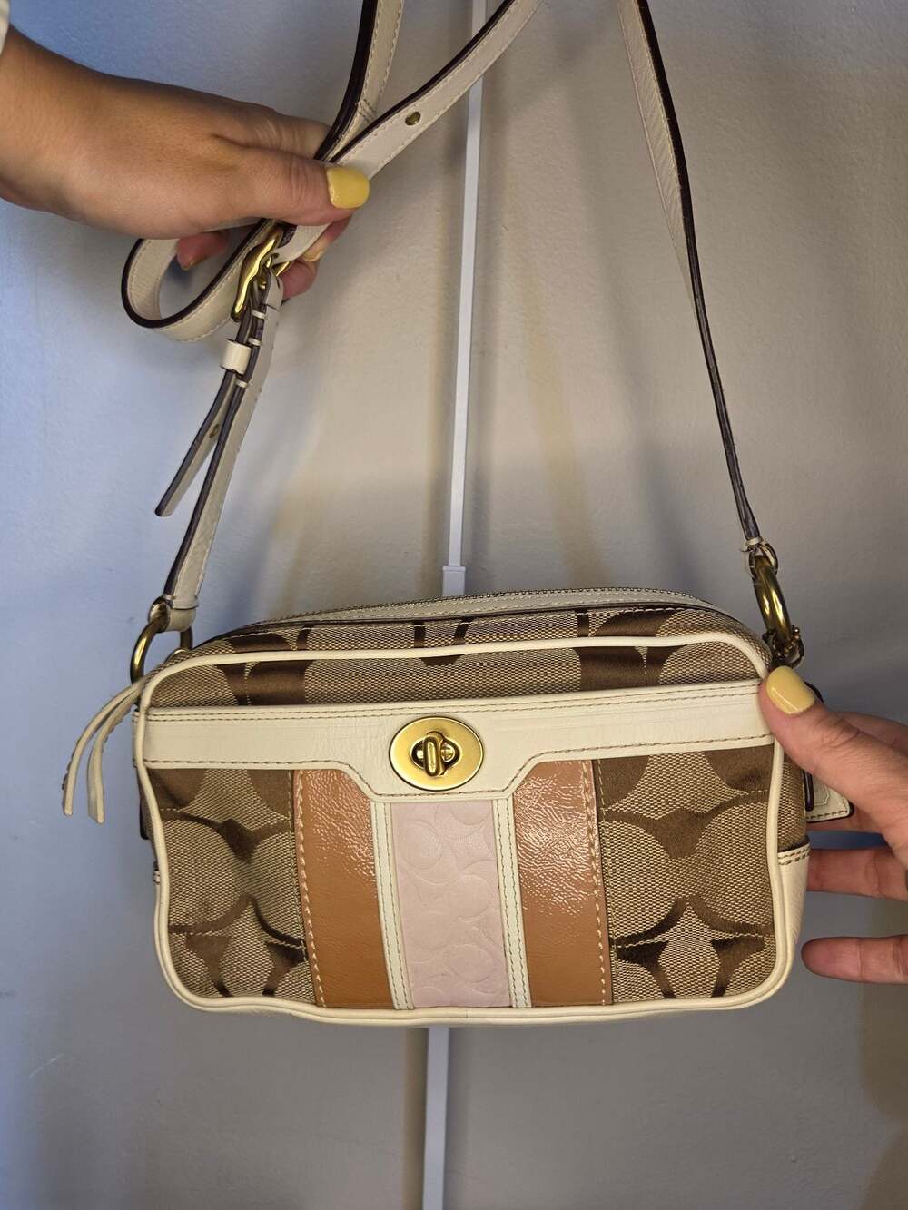 COACH Y2K Camera Bag